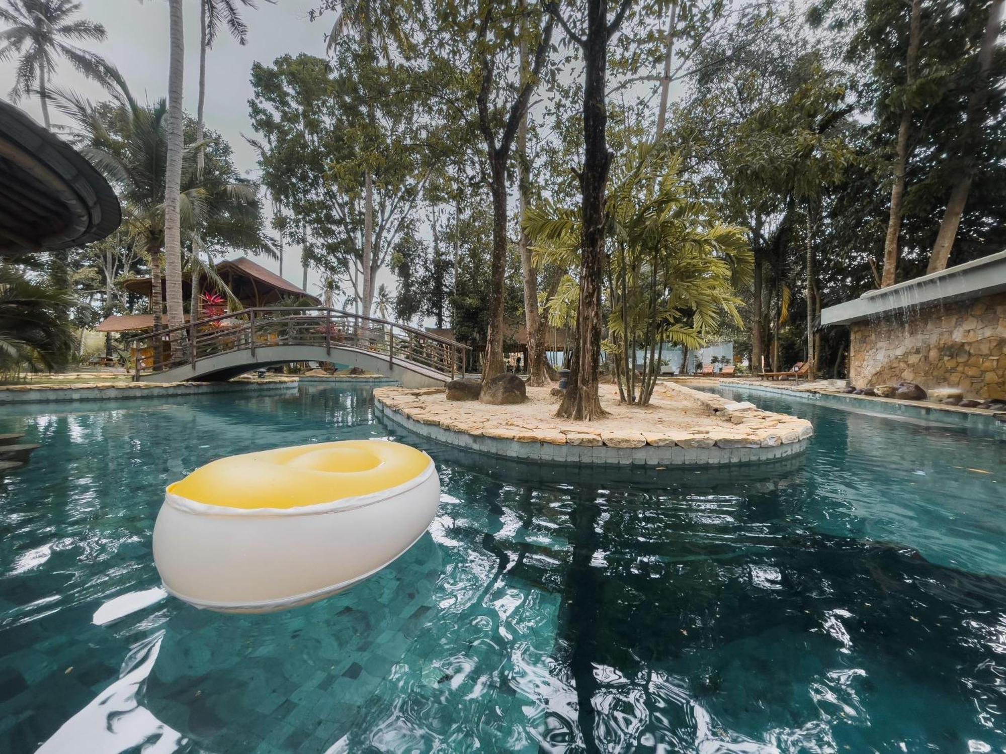 Tropik Resort Lombok Selong Belanak Exterior foto